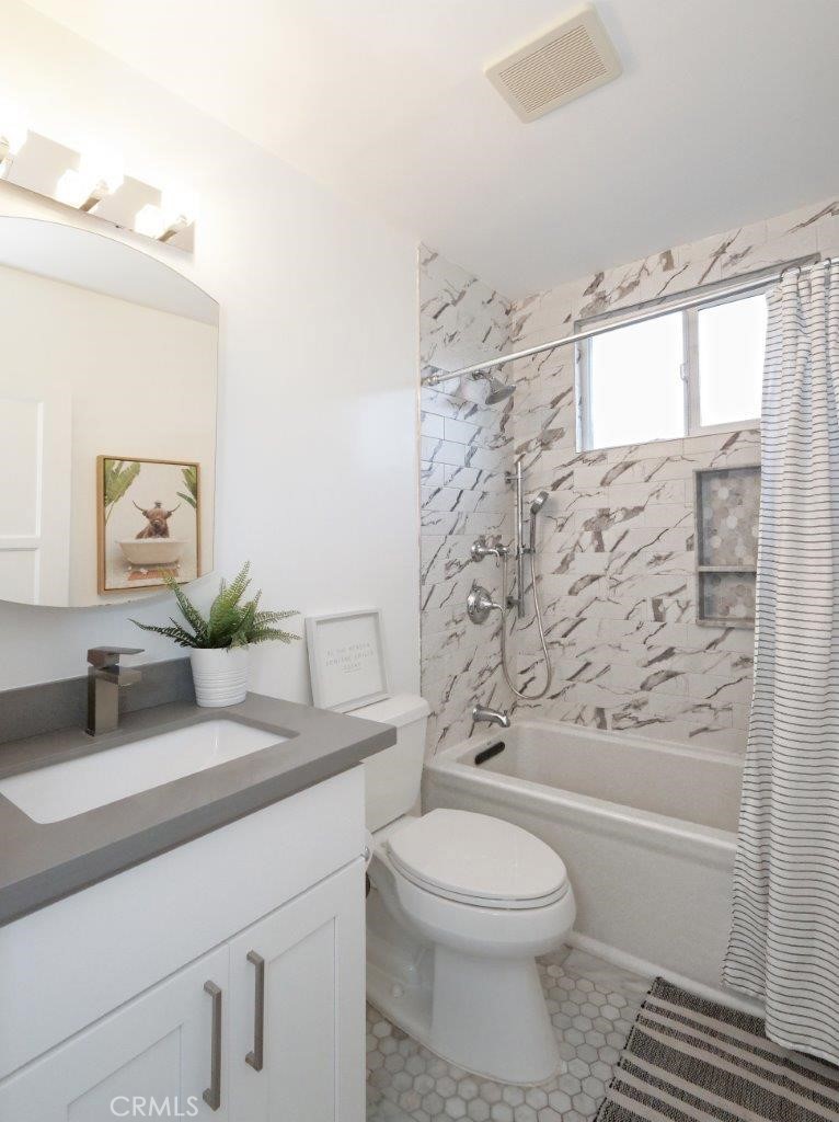 5435 W 76th Street