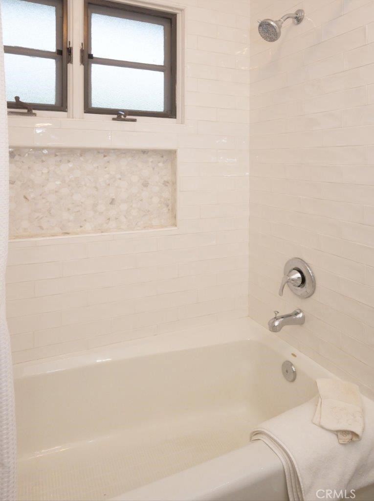 6717 Alta Vista Drive