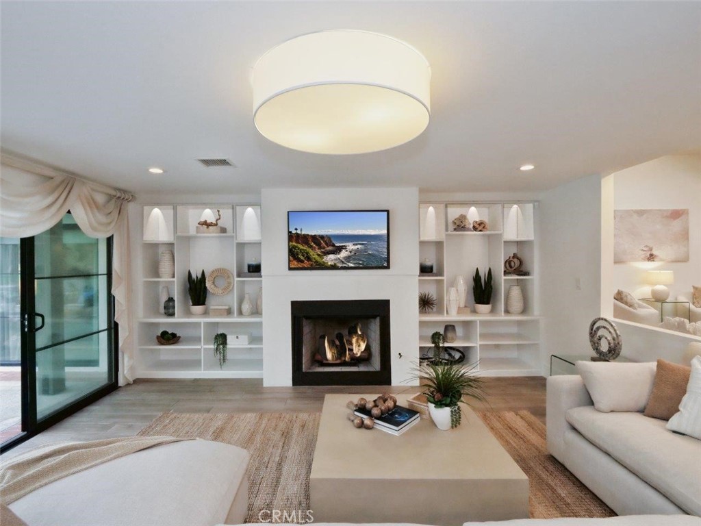 6717 Alta Vista Drive