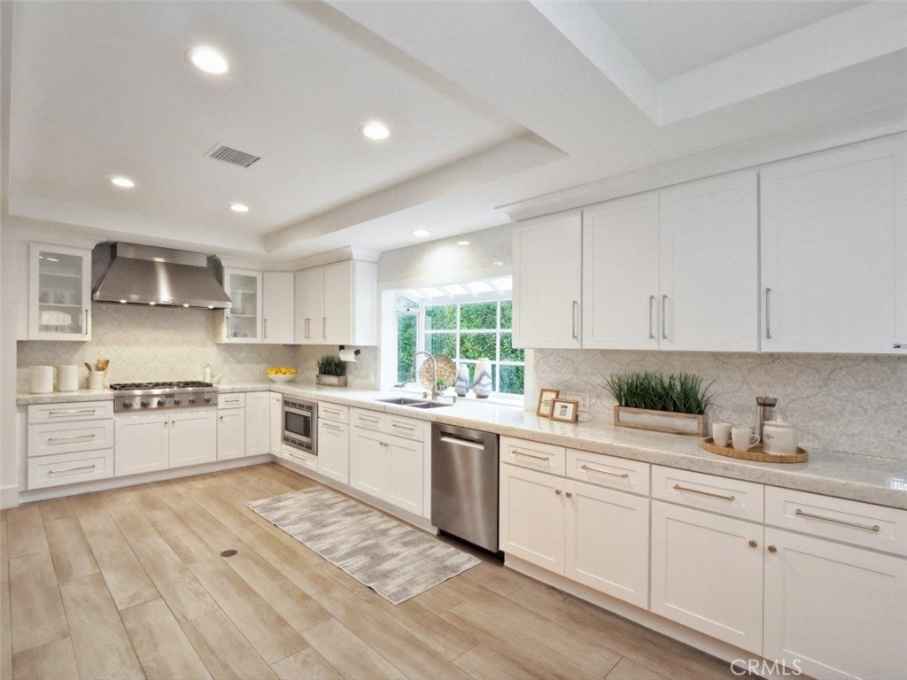 6717 Alta Vista Drive