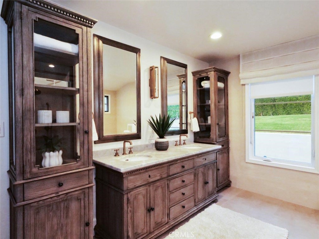 6717 Alta Vista Drive