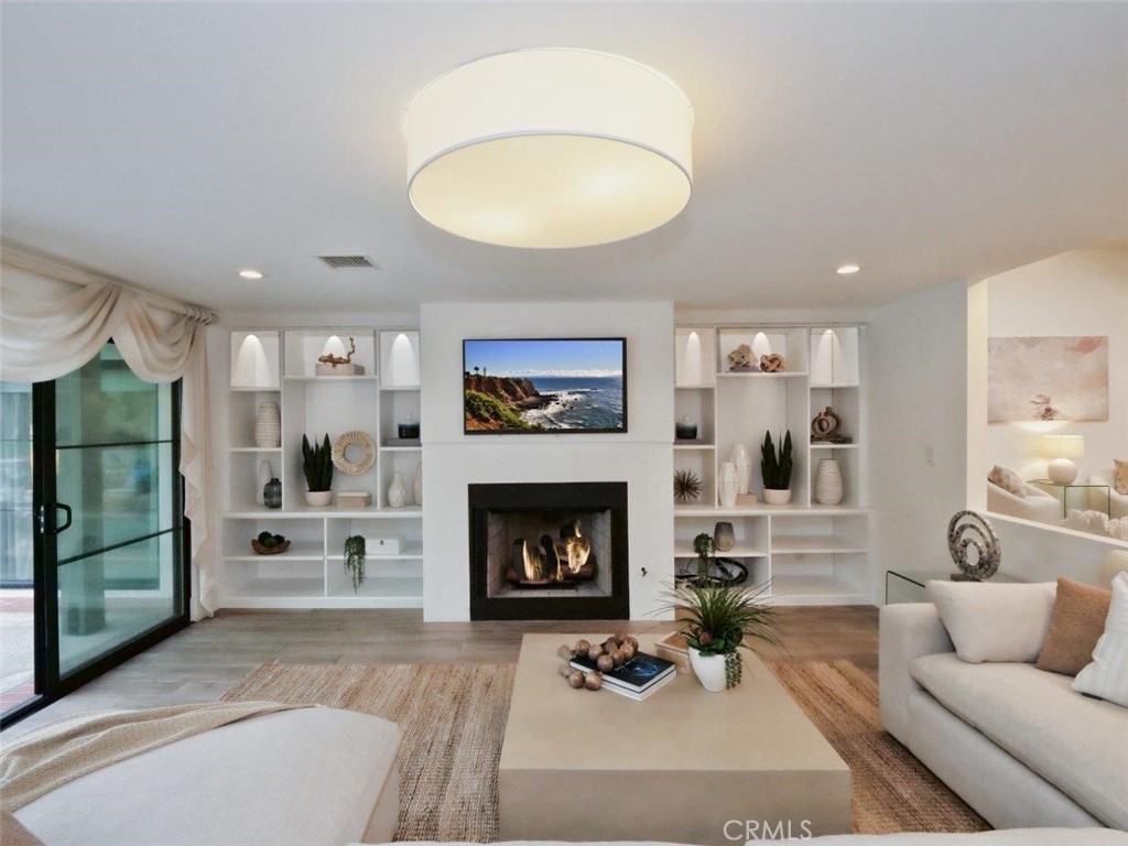 6717 Alta Vista Drive