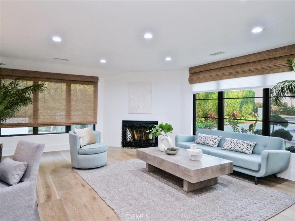 6717 Alta Vista Drive