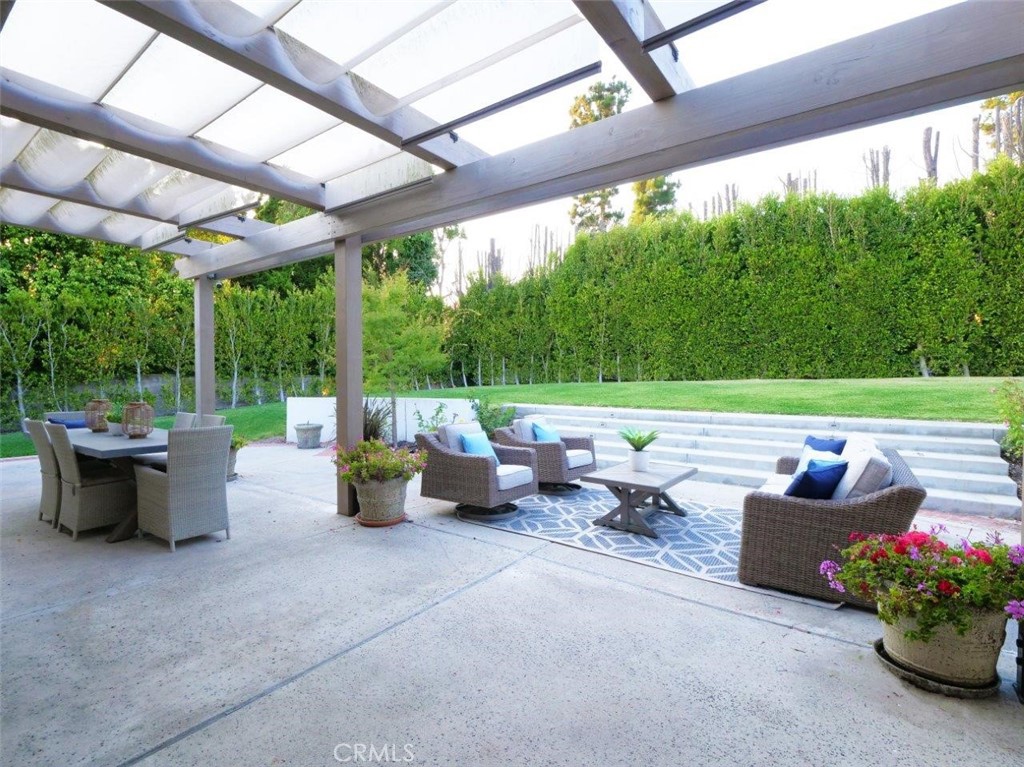 6717 Alta Vista Drive