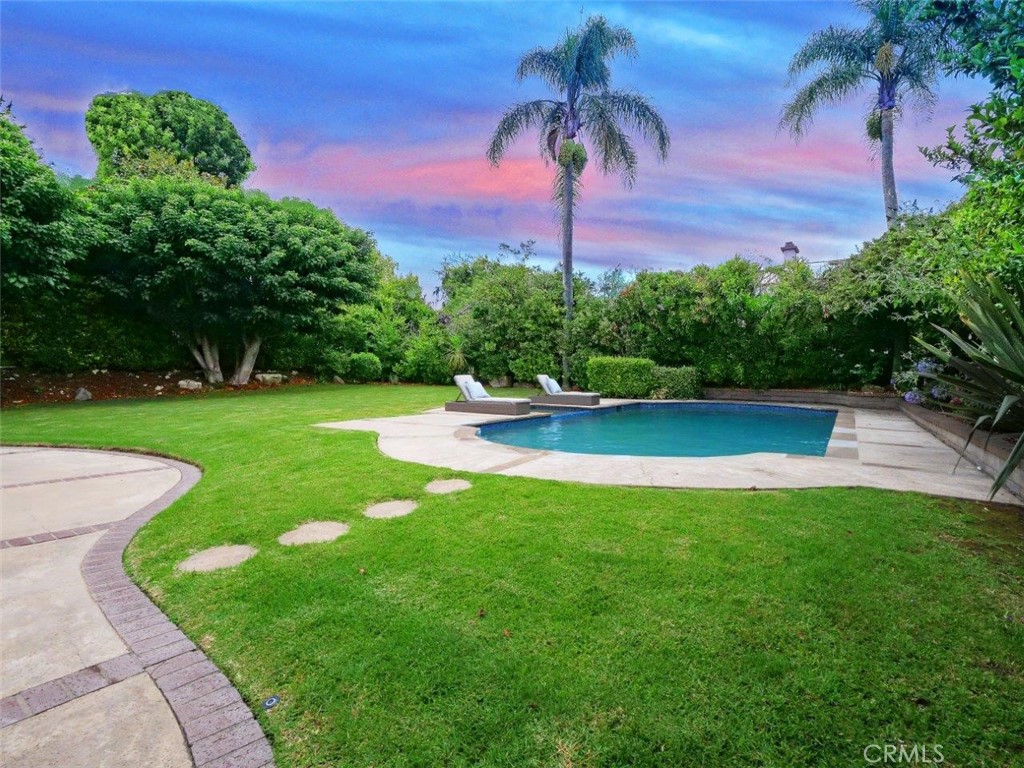 4 Horseshoe Lane