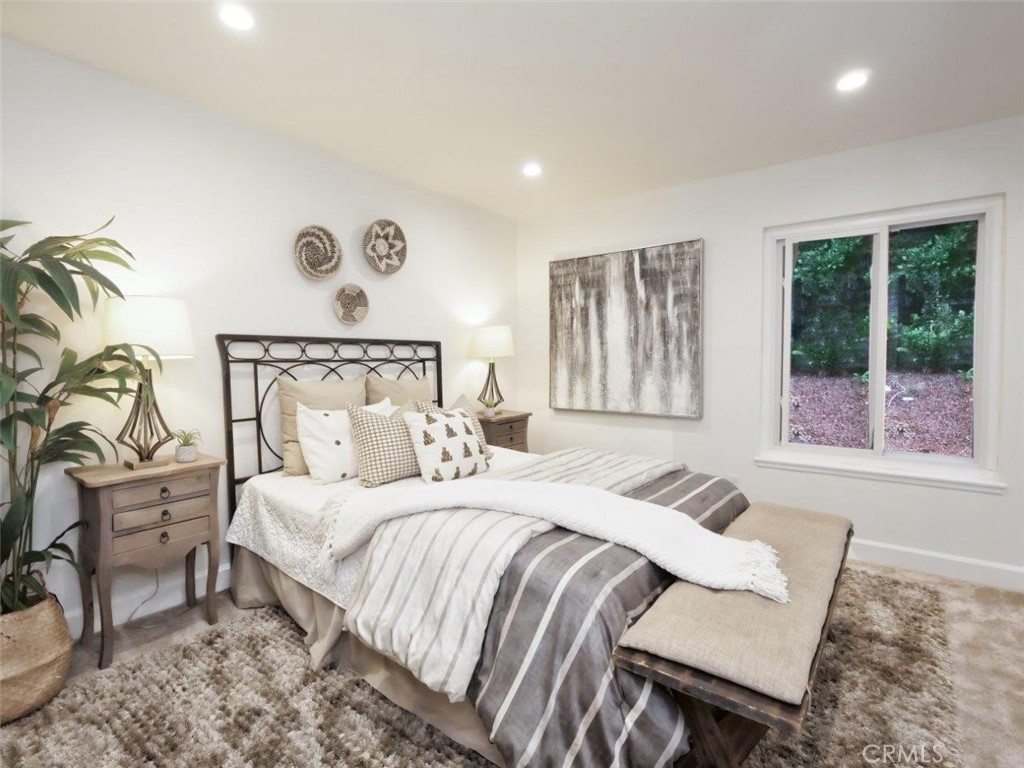 4 Horseshoe Lane