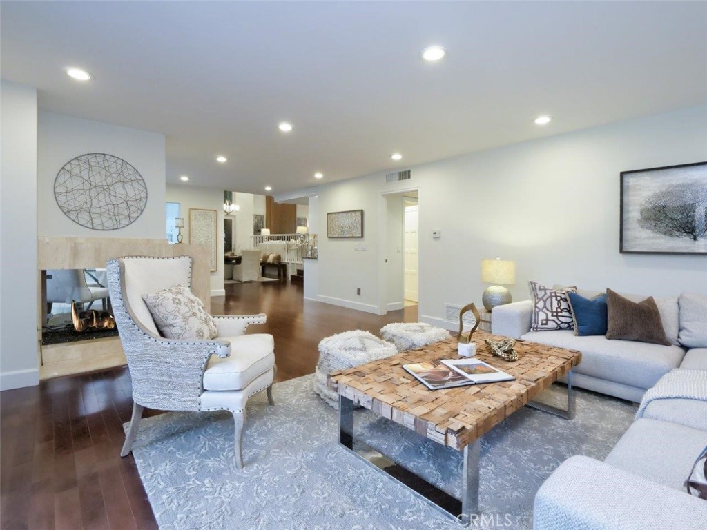 4 Horseshoe Lane