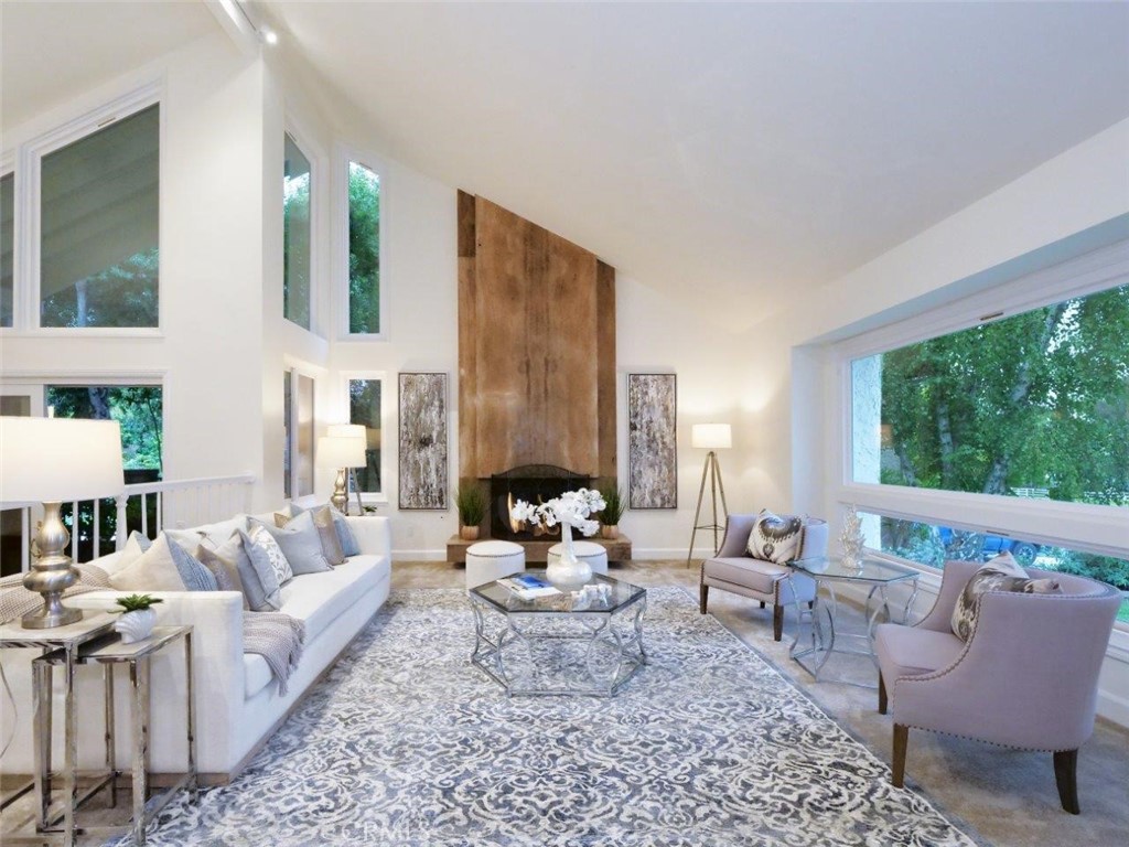 4 Horseshoe Lane