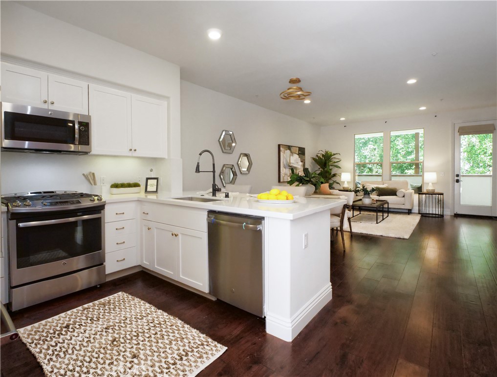 28220 Highridge Road 208