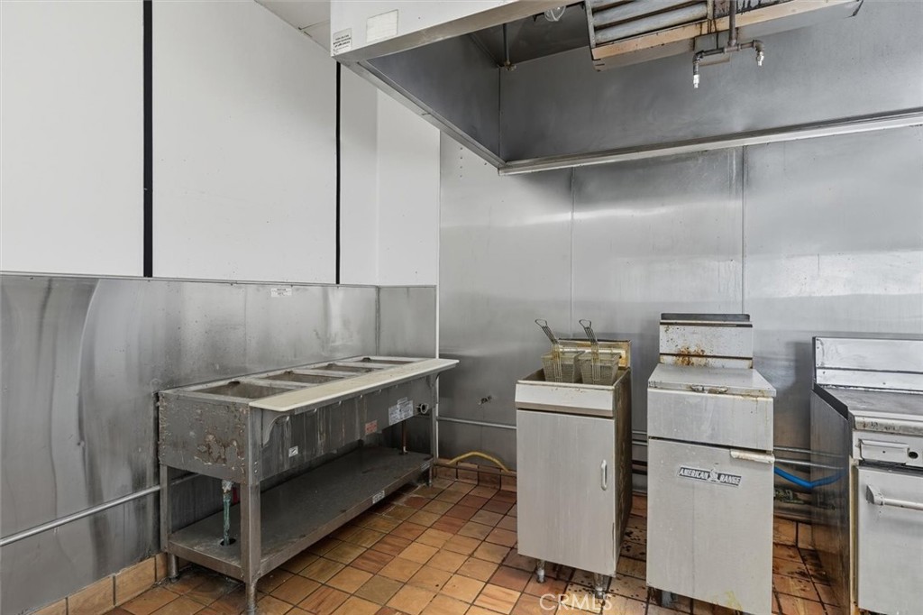 901 S Pacific Coast Highway