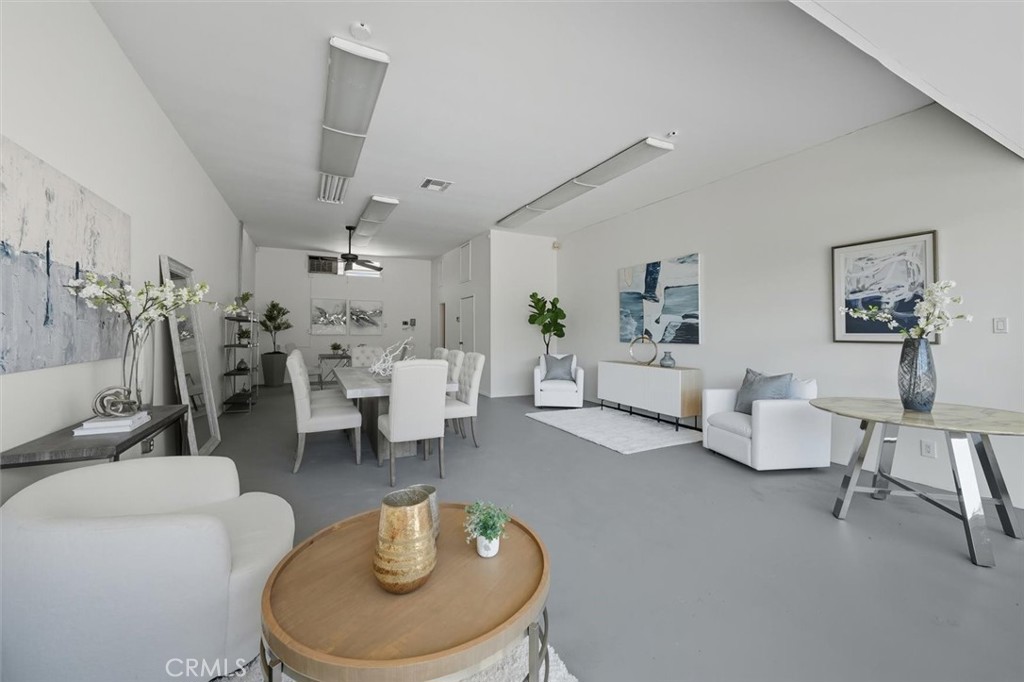 901 S Pacific Coast Highway