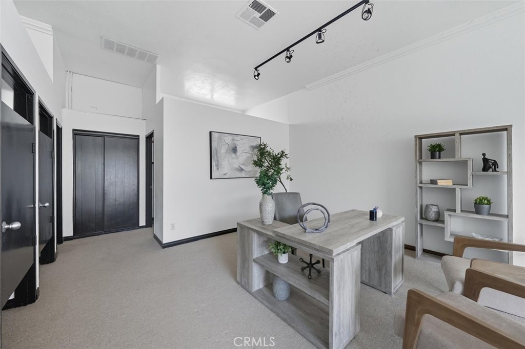 901 S Pacific Coast Highway