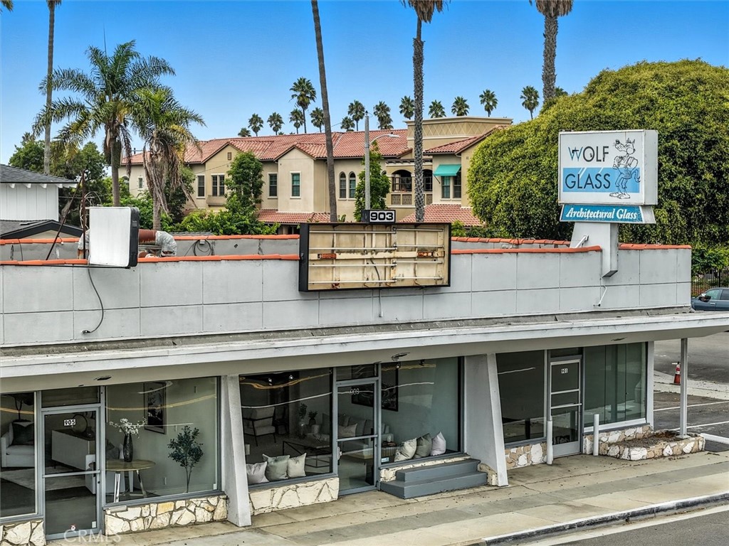 901 S Pacific Coast Highway