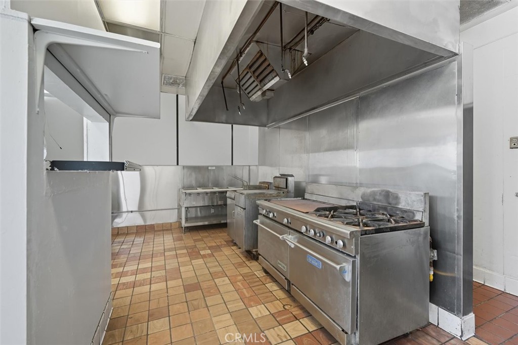 901 S Pacific Coast Highway