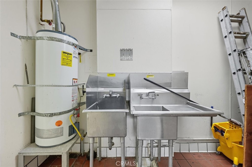 901 S Pacific Coast Highway