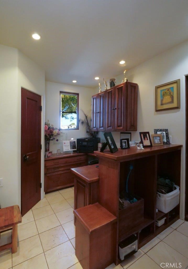 1724 Via Estudillo