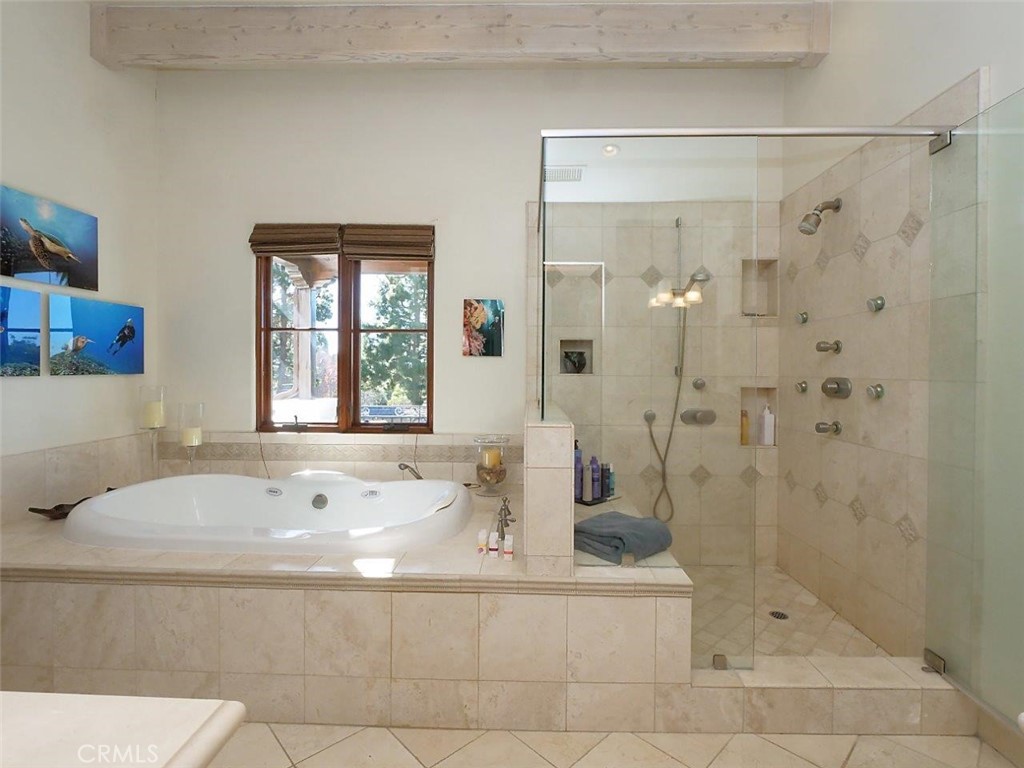 1724 Via Estudillo
