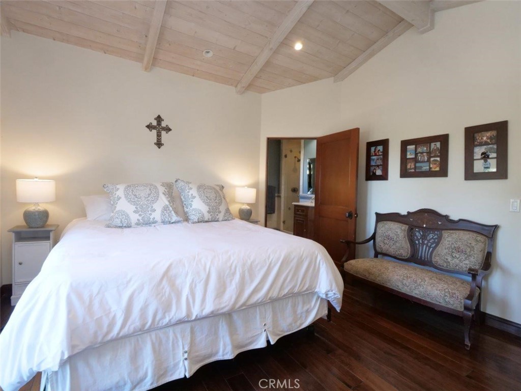 1724 Via Estudillo