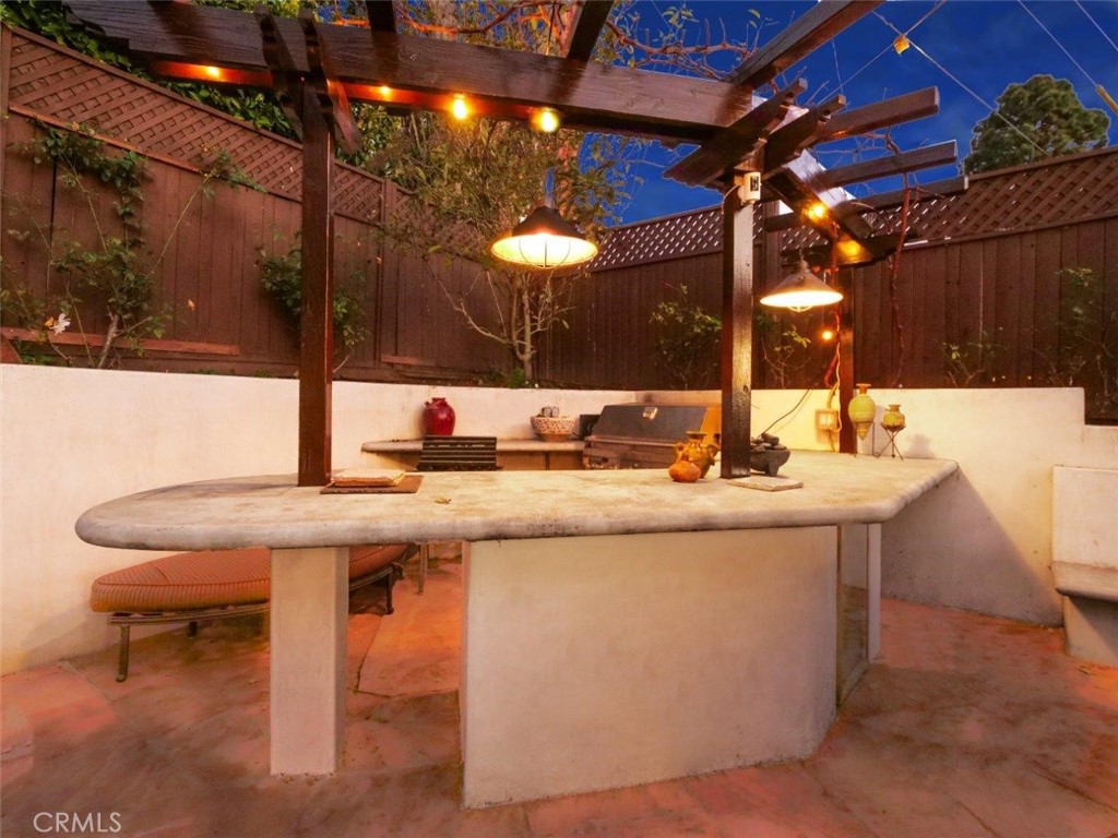1724 Via Estudillo