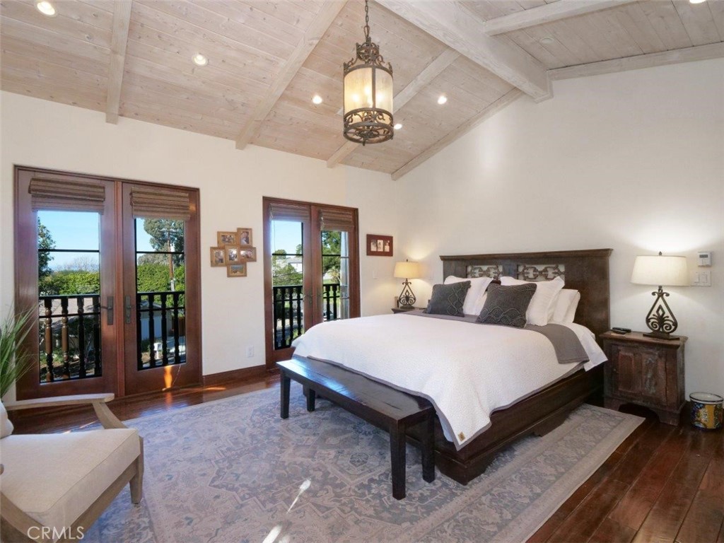 1724 Via Estudillo