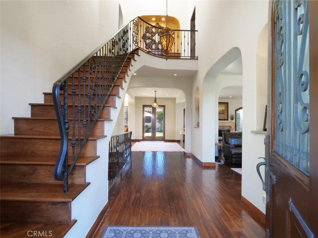 1724 Via Estudillo