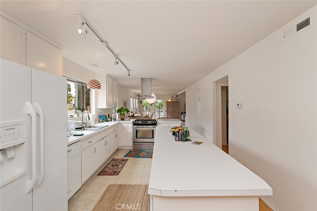 241 Horizon Avenue