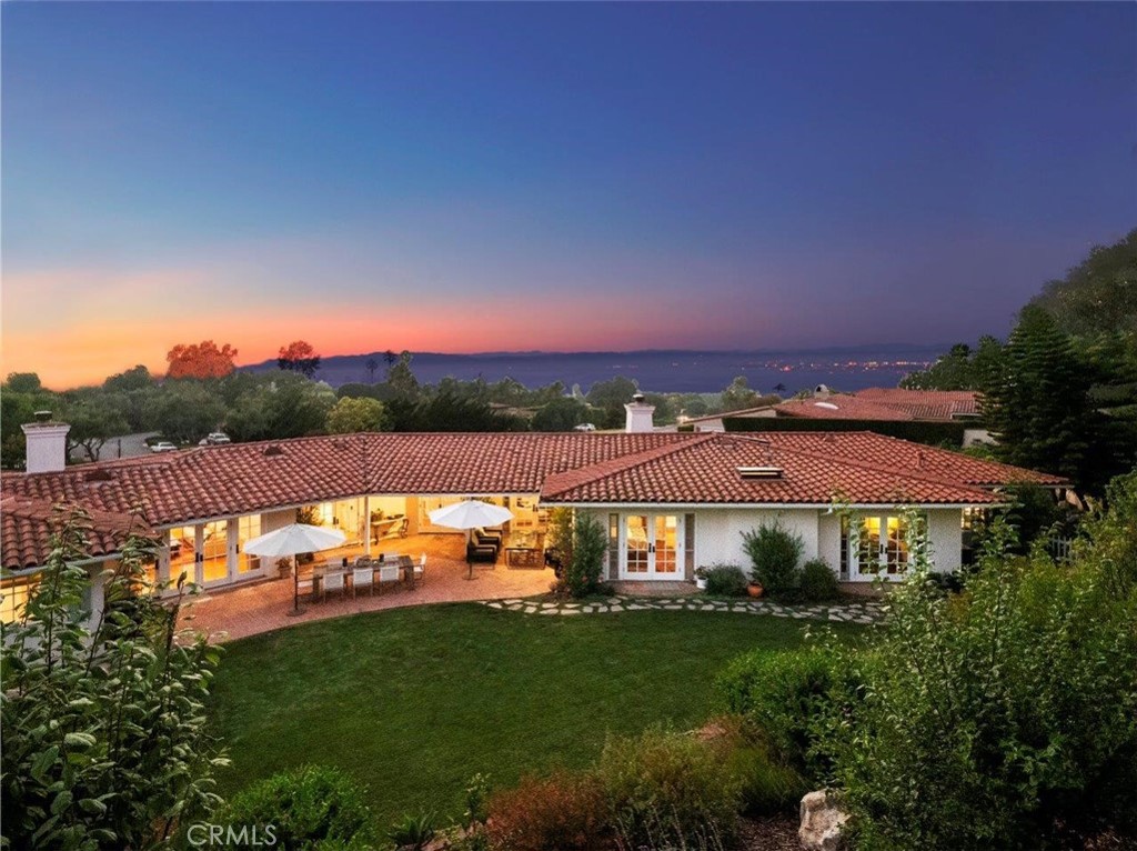 1300 Granvia Altamira