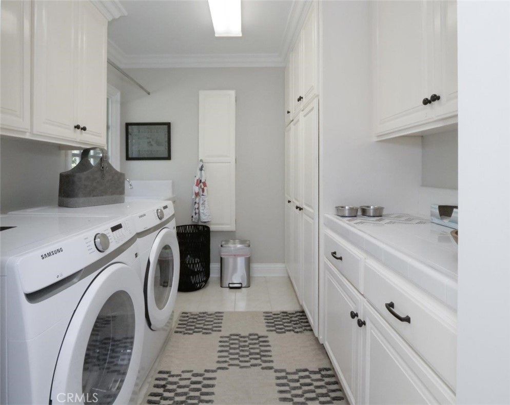 1300 Granvia Altamira