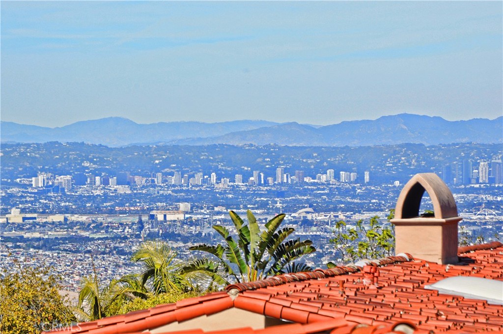 1300 Granvia Altamira