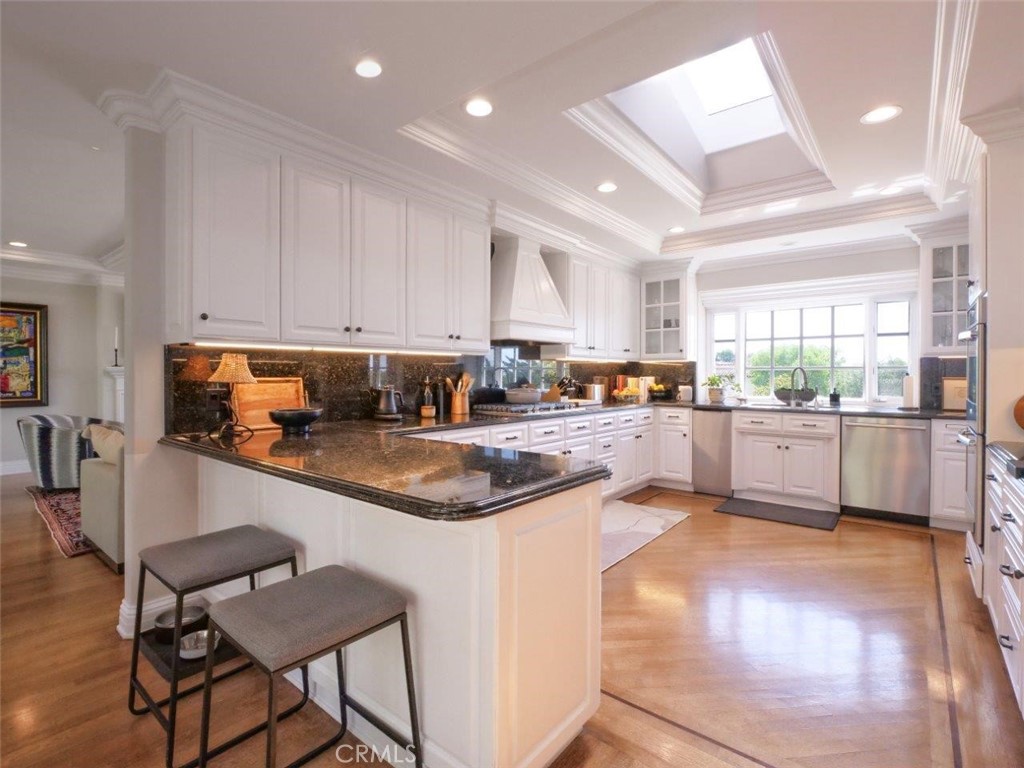 1300 Granvia Altamira