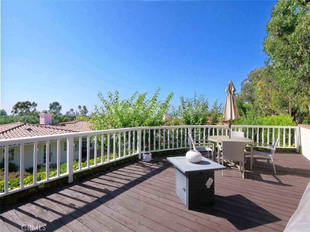 1300 Granvia Altamira