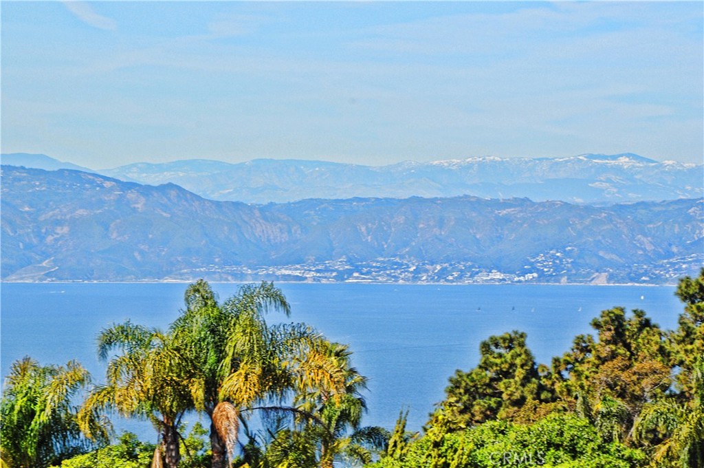 1300 Granvia Altamira