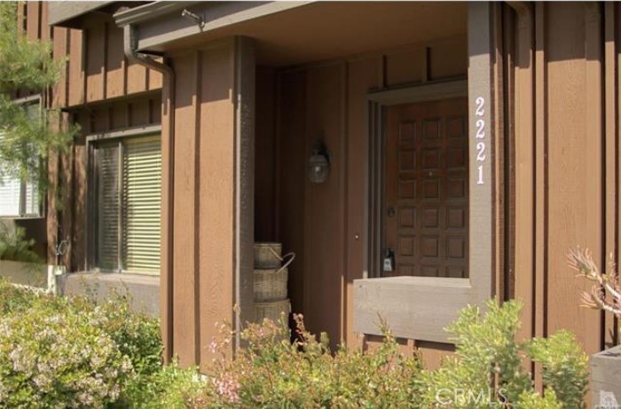 2221 Mount Shasta Drive