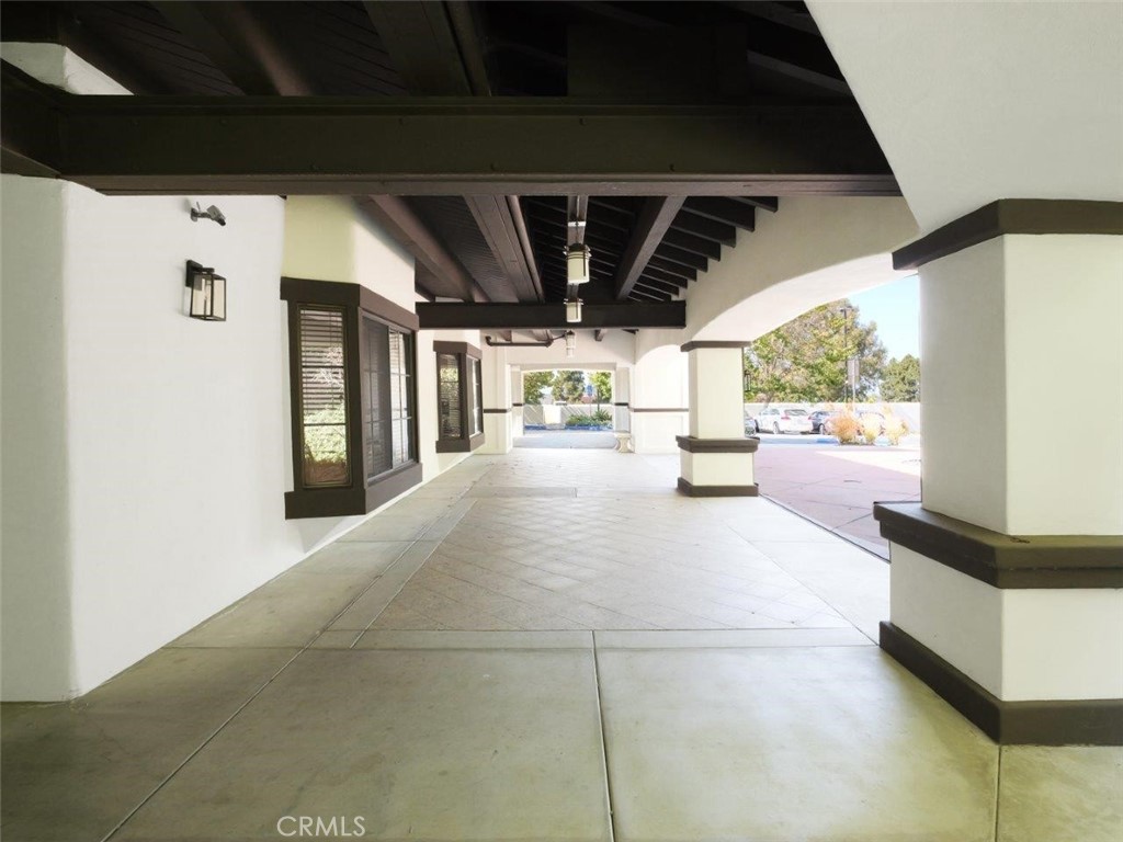 25550 Hawthorne Boulevard 100