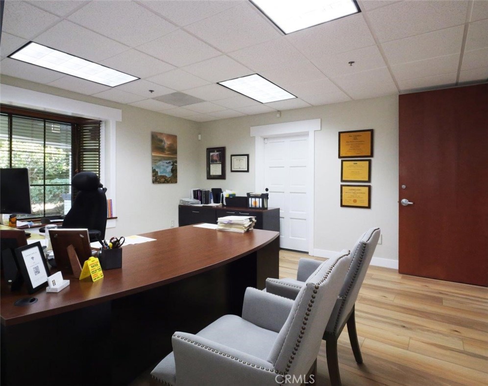 25550 Hawthorne Boulevard 100