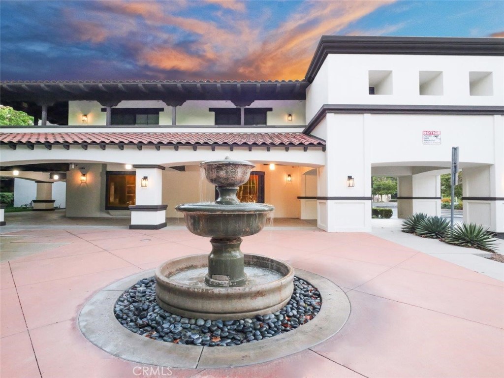 25550 Hawthorne Boulevard 100