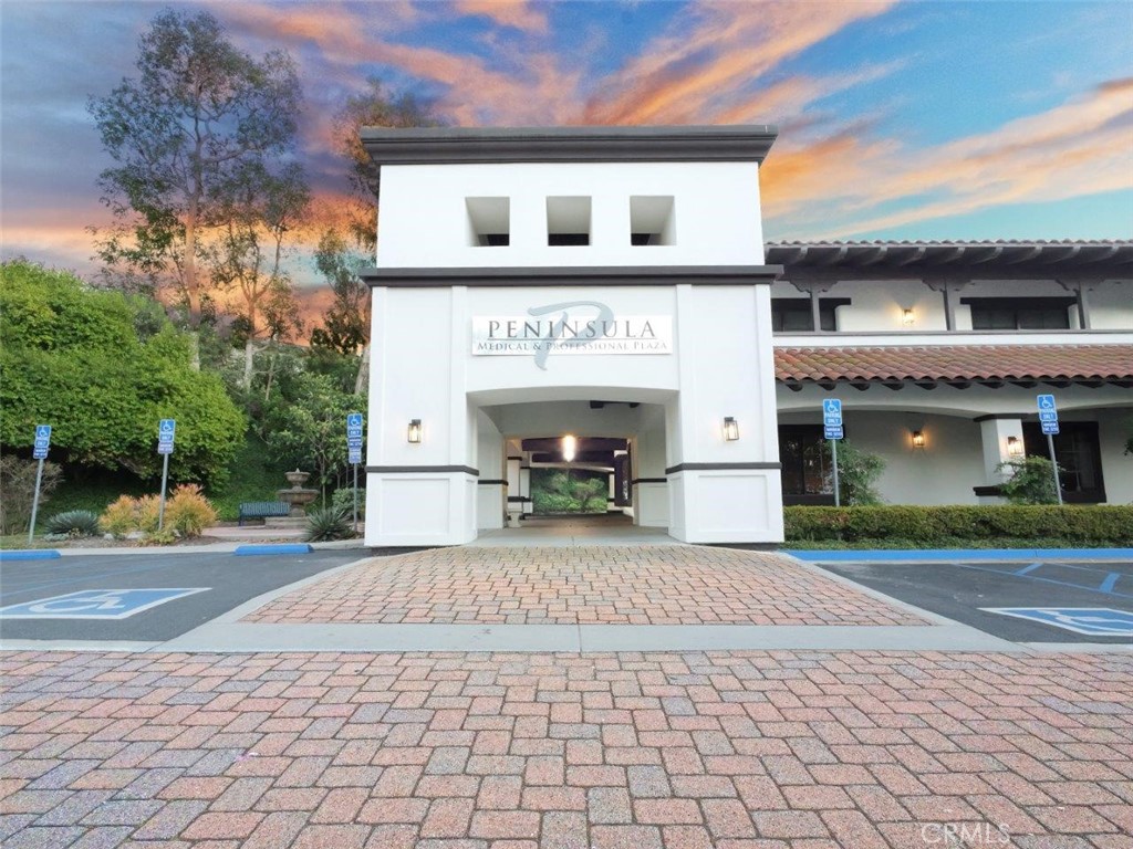 25550 Hawthorne Boulevard 100