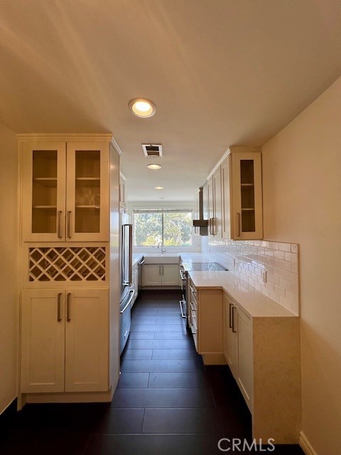 7210 Raintree 210