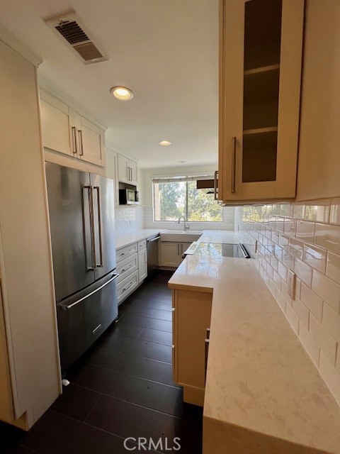 7210 Raintree 210