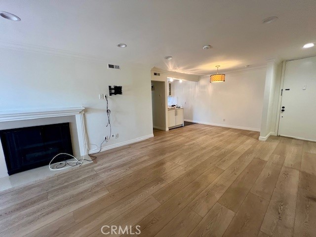 7210 Raintree 210
