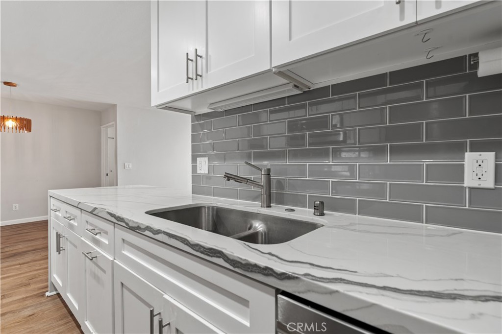 5301 Raintree 301