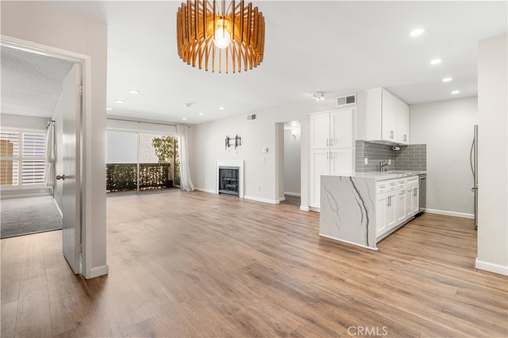5301 Raintree 301