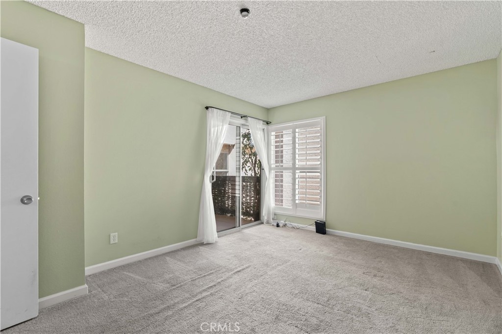 5301 Raintree 301
