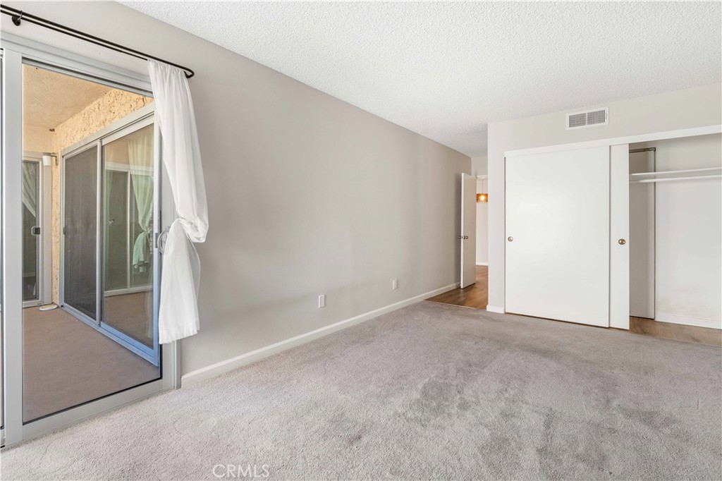 5301 Raintree 301