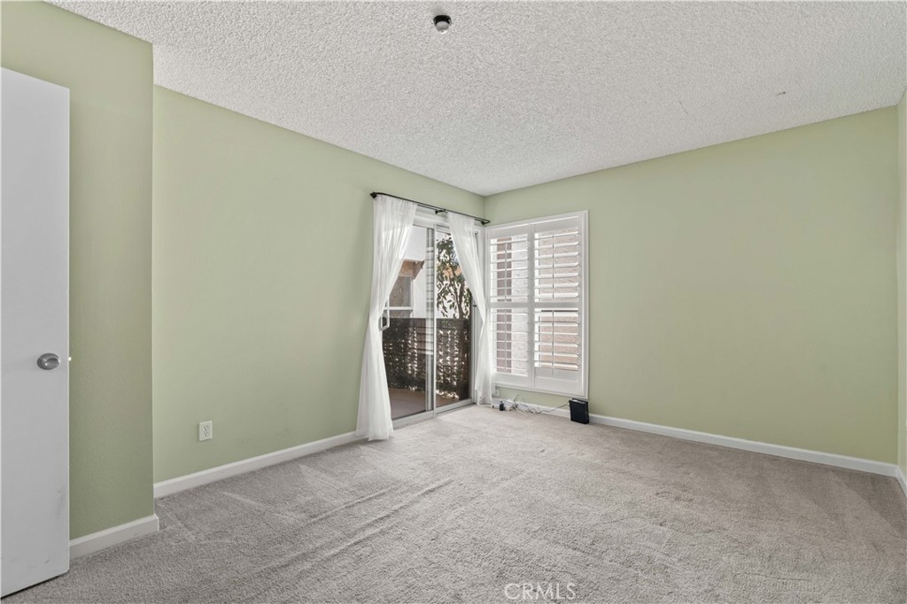 5301 Raintree 301