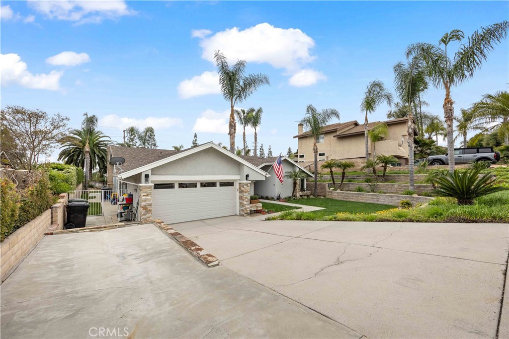 17470 Olive Tree Circle