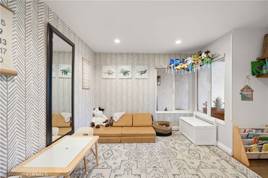 17470 Olive Tree Circle