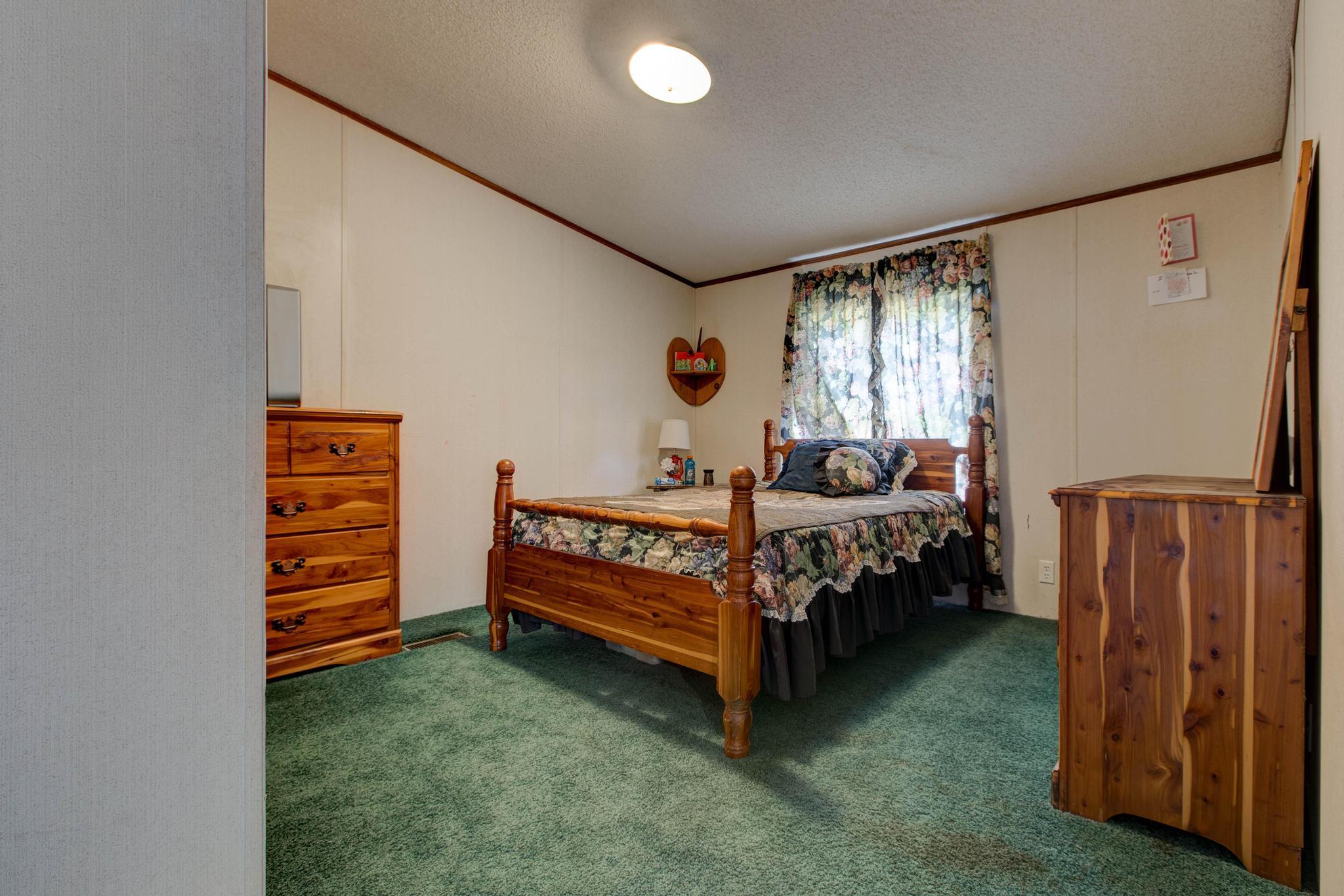 616 Old River Road