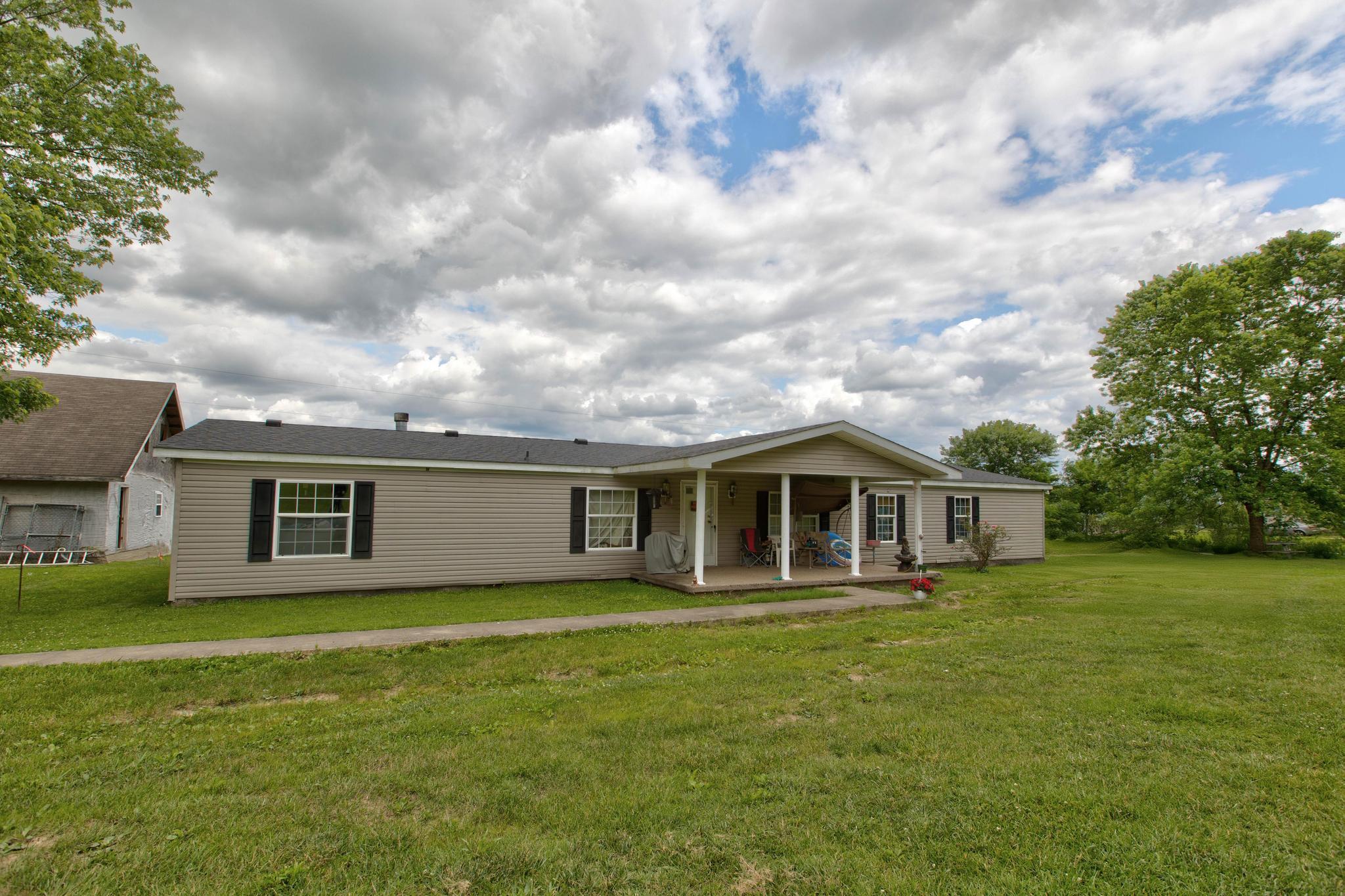 616 Old River Road