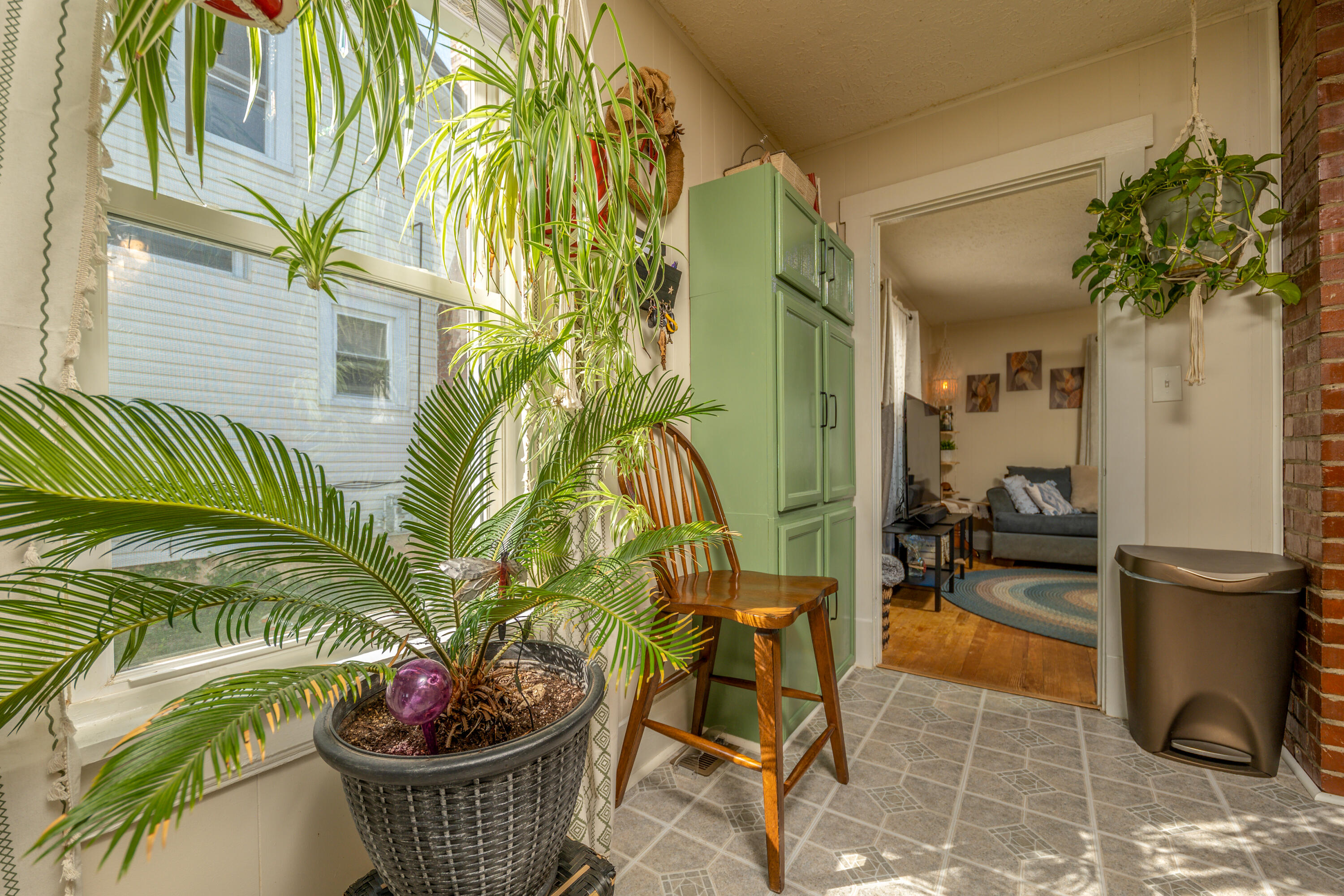128 Bath Avenue